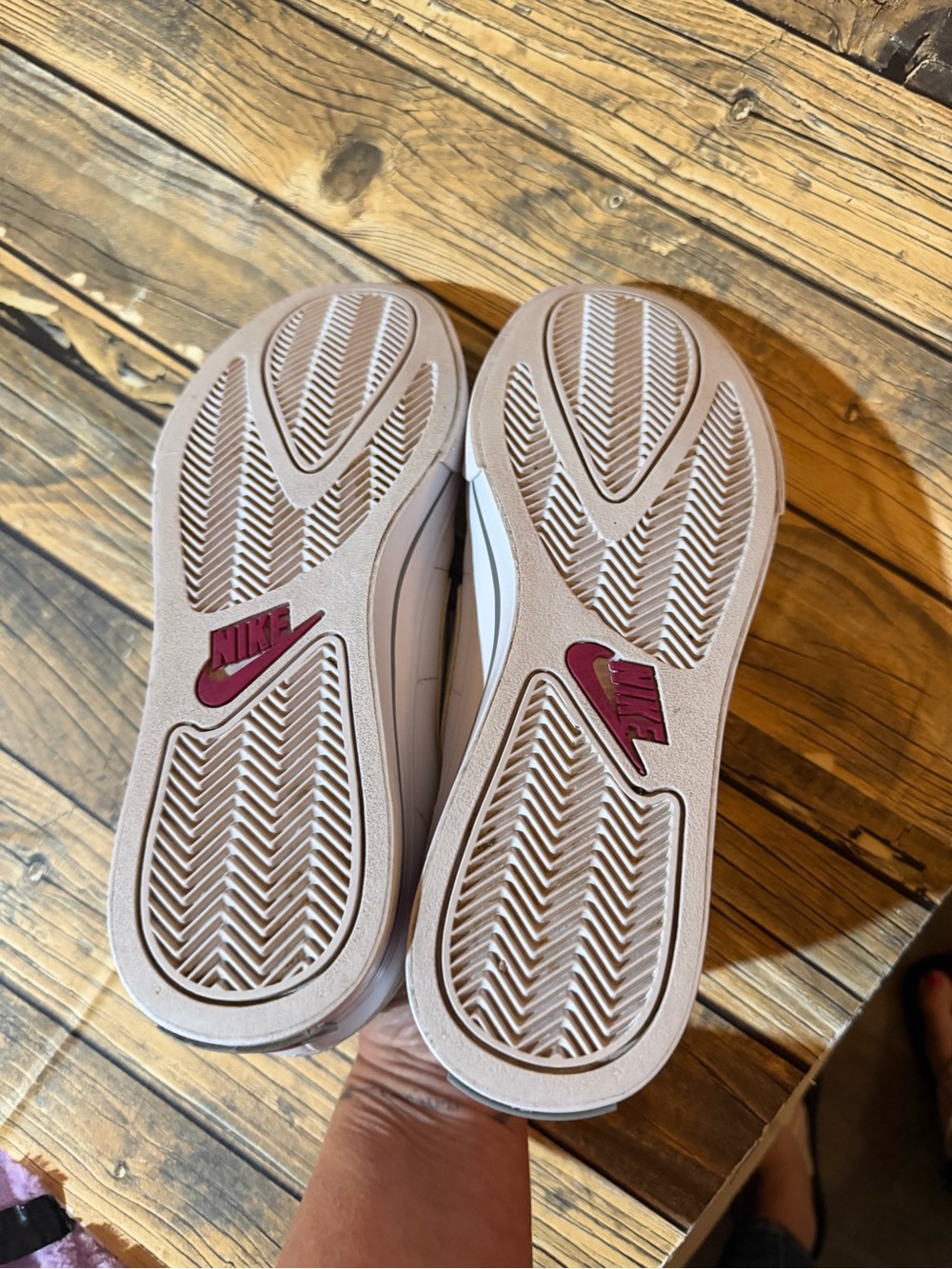 Nike Women's White Sneakers with Metallic Silver Swoosh - Picture 8 of 11